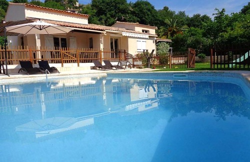 La Gaude Villa | 132 m² Villa ∙ 4 bedrooms ∙ 9 guests