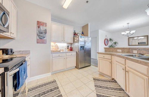 Huddleston Resort | #132 Pointe - 3 Bedroom Lakefront Condo at Mariners SML