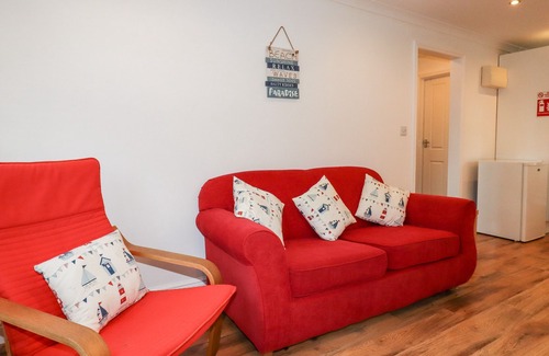 Padstow Cabin | 133 ATLANTIC BAYS, family friendly, with a garden in St Merryn