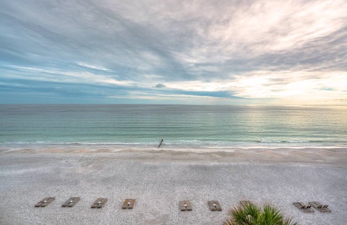 Madeira Beach Condo | 134 m² Condo ∙ 3 bedrooms ∙ 10 guests