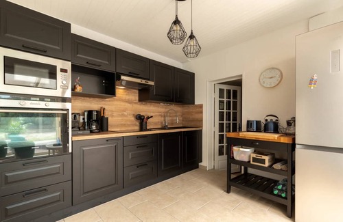 Bourcefranc-le-Chapus House | 136 m² House ∙ 4 bedrooms ∙ 9 guests