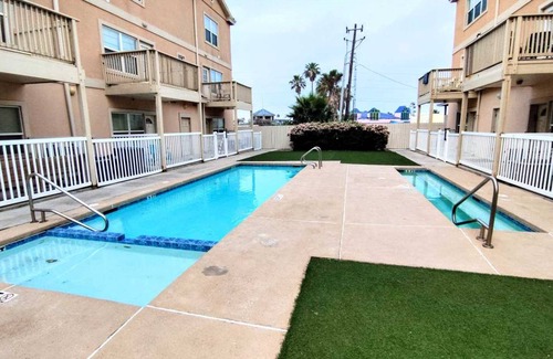 South Padre Island Condo | 137 m² Condo ∙ 3 bedrooms ∙ 8 guests