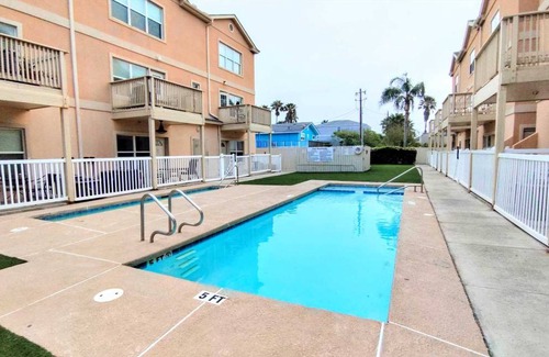 South Padre Island Condo | 137 m² Condo ∙ 3 bedrooms ∙ 8 guests