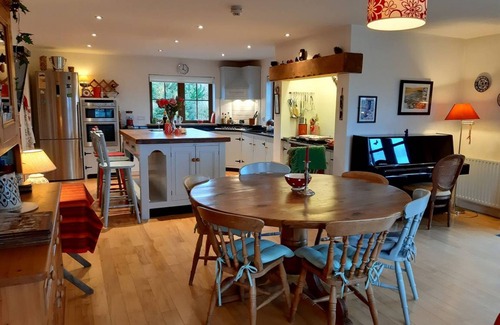 Mulranny Apartment | 139 m² Apartment ∙ 3 bedrooms ∙ 6 guests