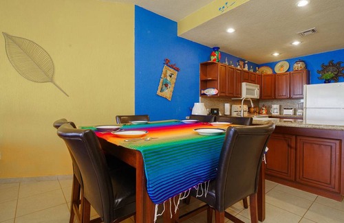 Sandy Beach Condo | 139 m² Condo ∙ 2 bedrooms ∙ 6 guests