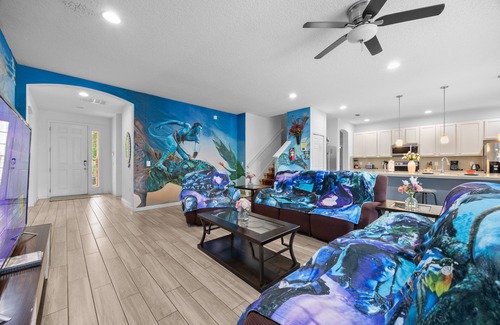 Davenport House | 13BR/10BA/Themed/hot tub/pool Villa 6000 Solterra