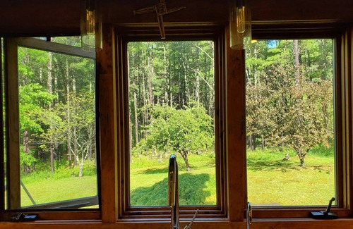 Acra Cabin | 14 Acre Retreat in the Catskill Mountains