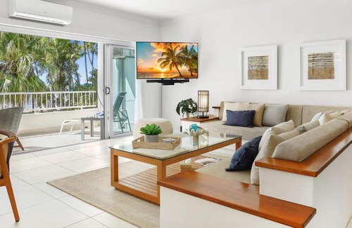 Palm Cove Apartment | 14 Alamanda Resort - Where Pure Luxury meets the Coral Sea