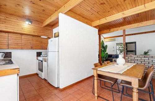 Cottesloe Apartment | 14 Cottesloe - Steps From Beach - Sleeps 2