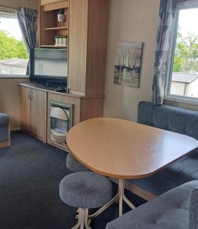 Cowes Resort | 14 Greenwood Thorness Bay