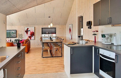 Skastrup House | 14 person holiday home in Bogense