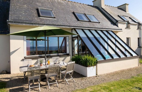Plouescat Other | 140 m² Accommodation ∙ 3 bedrooms ∙ 6 guests