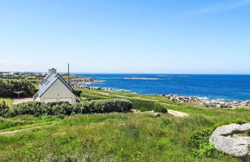 Plouescat Other | 140 m² Accommodation ∙ 3 bedrooms ∙ 6 guests