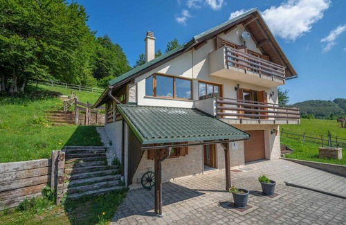 Mrkopalj Other | 140 m² Accommodation ∙ 3 bedrooms ∙ 4 guests