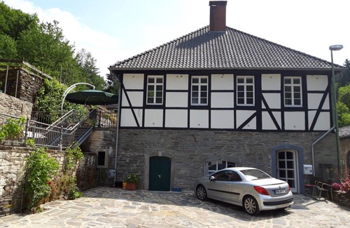 Monschau Apartment | 140 m² Apartment ∙ 3 bedrooms ∙ 8 guests