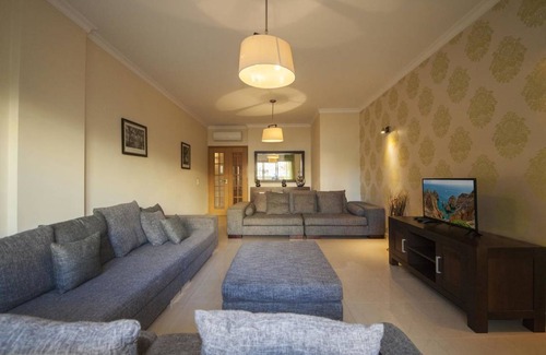 Lagos Apartment | 140 m² Apartment ∙ 3 bedrooms ∙ 7 guests