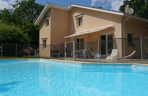 Le Teich House | 140 m² House ∙ 4 bedrooms ∙ 10 guests