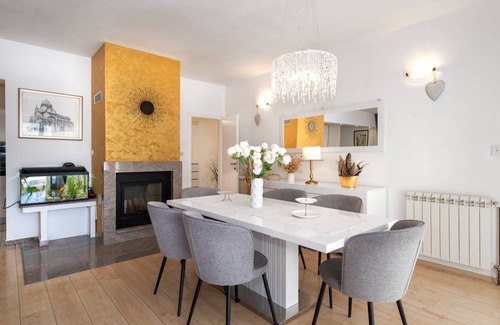 Lozovac House | 140 m² House ∙ 4 bedrooms ∙ 8 guests