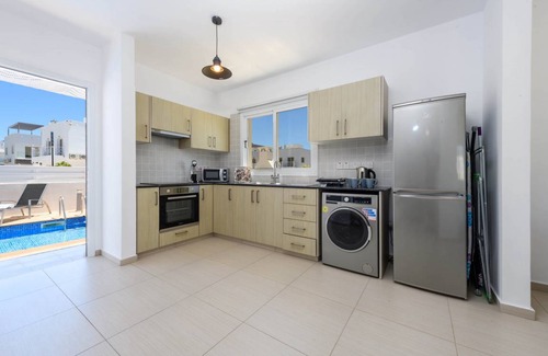 Ayia Napa Villa | 140 m² Villa ∙ 3 bedrooms ∙ 6 guests