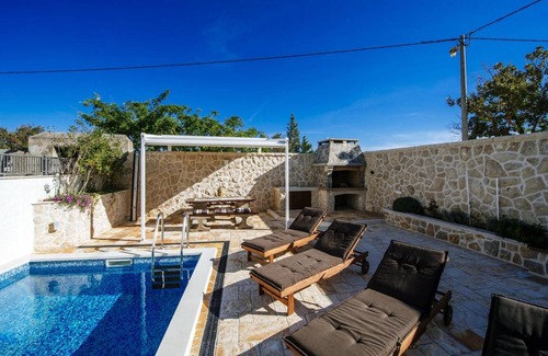 Vinjerac Villa | 140 m² Villa ∙ 4 bedrooms ∙ 8 guests
