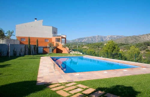 L Almadrava Villa | 140 m² Villa ∙ 4 bedrooms ∙ 7 guests