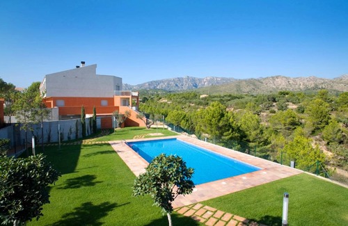 L Almadrava Villa | 140 m² Villa ∙ 4 bedrooms ∙ 7 guests