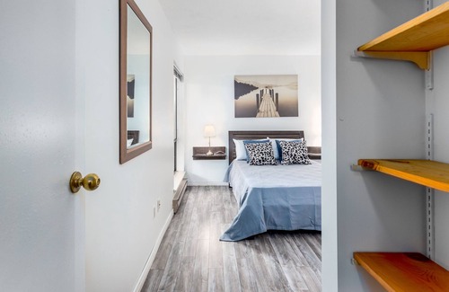 West End Apartment | 1405 Haro -3 Bedrooms - Downtown Vancouver