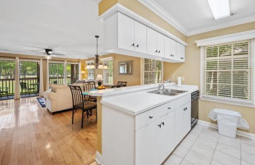 Georgetown Apartment | 141-4 Roxie's at Pawleys condo by Peace Vacations
