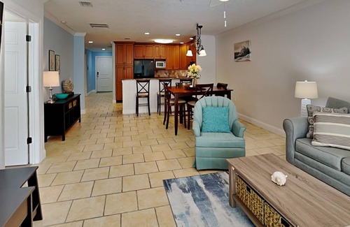 Ocean Reef Condo | 142 m² Condo ∙ 3 bedrooms ∙ 6 guests