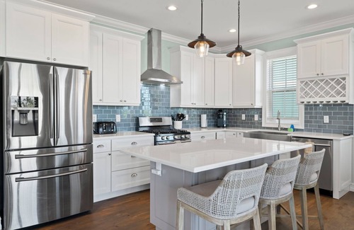 South Island House | 143 Catch and Relax: 5BR Home w/Pool & Spa!