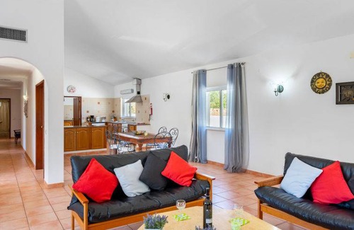 Porches House | 145 m² House ∙ 3 bedrooms ∙ 6 guests