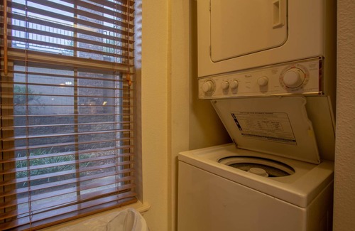 Branson West Condo | 147 m² Condo ∙ 3 bedrooms ∙ 10 guests