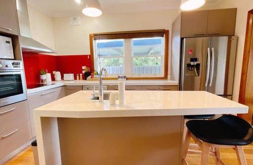 Glenorchy House | 148 m² House ∙ 3 bedrooms ∙ 6 guests
