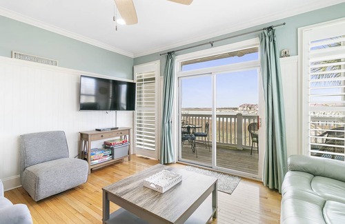 Folly Beach House | 149 m² House ∙ 3 bedrooms ∙ 6 guests