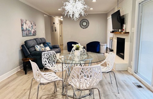Cary House | 149 m² House ∙ 4 bedrooms ∙ 8 guests