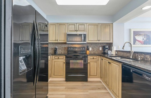 Ocean Drive Condo | 14th Floor AshWorth, Beachfront, Wifi, Pools, Lazy River | AshWorth - 1409