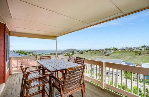 Encounter Bay House | 15 Cygnet Ct Encounter Bay - No Linen Included