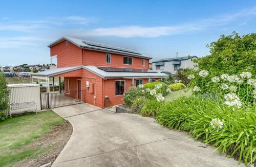 Encounter Bay House | 15 Cygnet Ct Encounter Bay - No Linen Included
