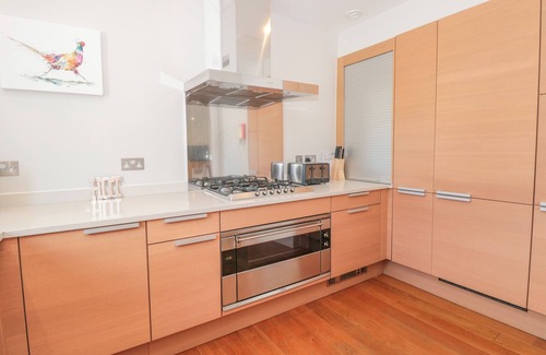 Dartmouth Cottage | 15 DART MARINA, luxury holiday cottage in Dartmouth