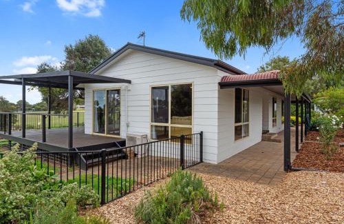 Carrickalinga House | 15 Dorset Court Carrickalinga