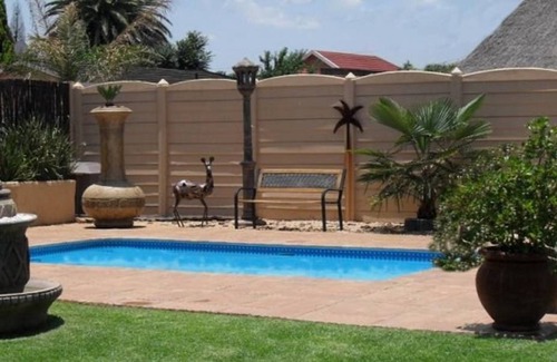 Carletonville Resort | 15 m² Private room ∙ 1 bedroom ∙ 2 guests