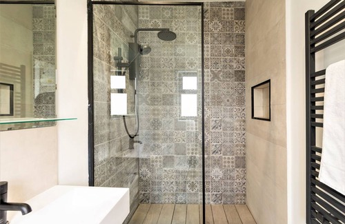 Bristol Villa | 15 m² Villa ∙ 2 guests