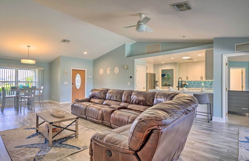 Jacarandas House | 15 Mi to Beach: Home w/Pool in Cape Coral