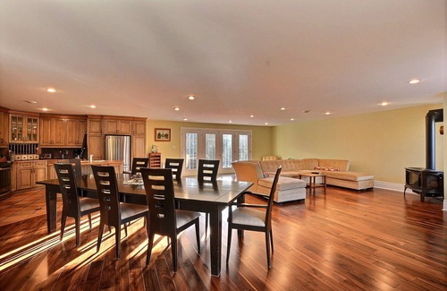 La Conception House | 15 min from the Mont Tremblant Ski Hills, Perfect for Families and Friends !