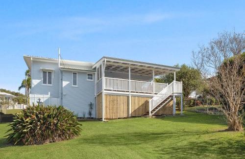 Moffat Beach House | 15 Seaview Terrace Moffat Beach QLD