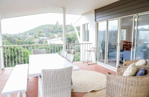 Point Lookout Apartment | 15 Whale Watch Resort + Beach Front + Ducted Air Con + 3 Bed + 2 Bath