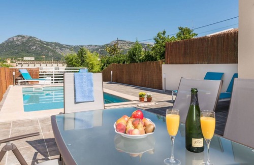 Campanet Other | 150 m² Accommodation ∙ 3 bedrooms ∙ 6 guests