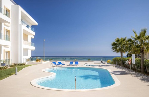 Porto de Mos Apartment | 150 m² Apartment ∙ 3 bedrooms ∙ 6 guests