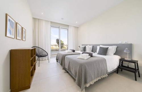 Porto de Mos Apartment | 150 m² Apartment ∙ 3 bedrooms ∙ 6 guests