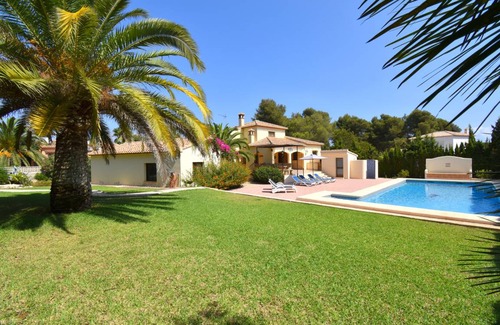 Costa Nova Ski Chalet | 150 m² Chalet ∙ 3 bedrooms ∙ 6 guests